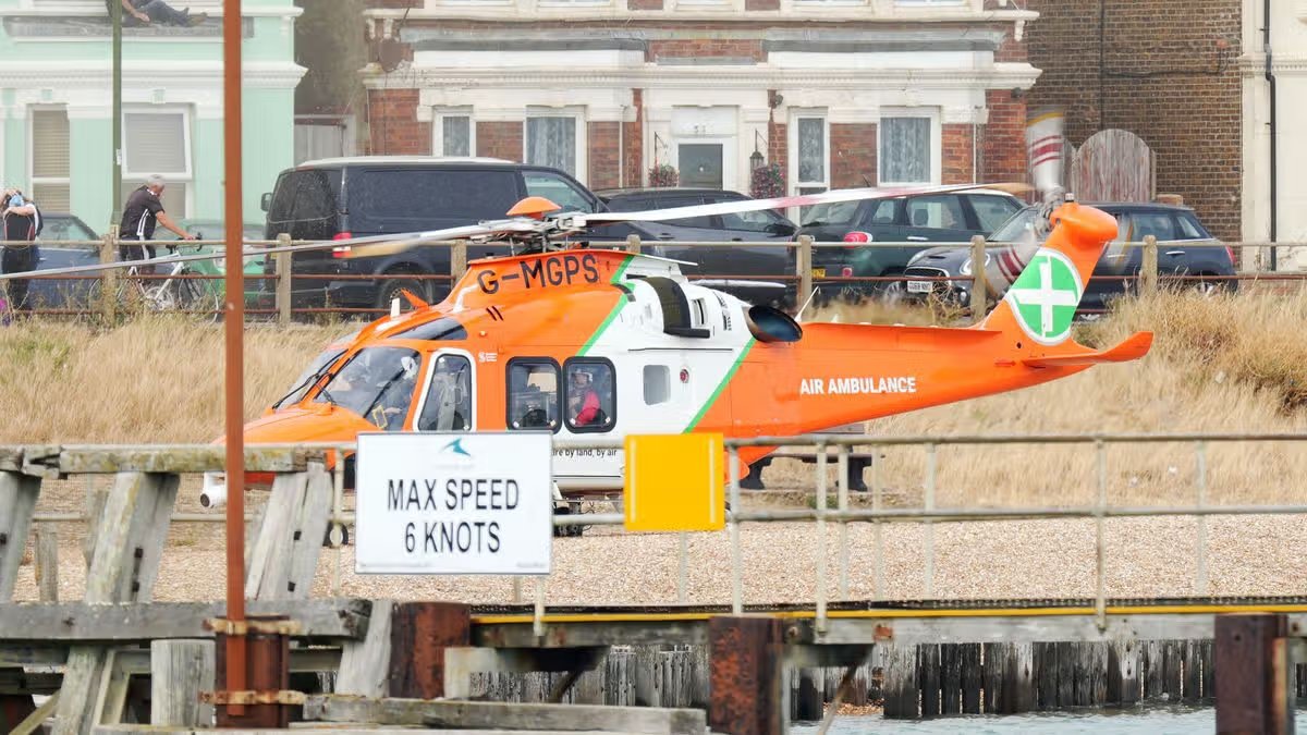 Shoreham Port incident as '4 people in difficulty in water' as emergency services swarm