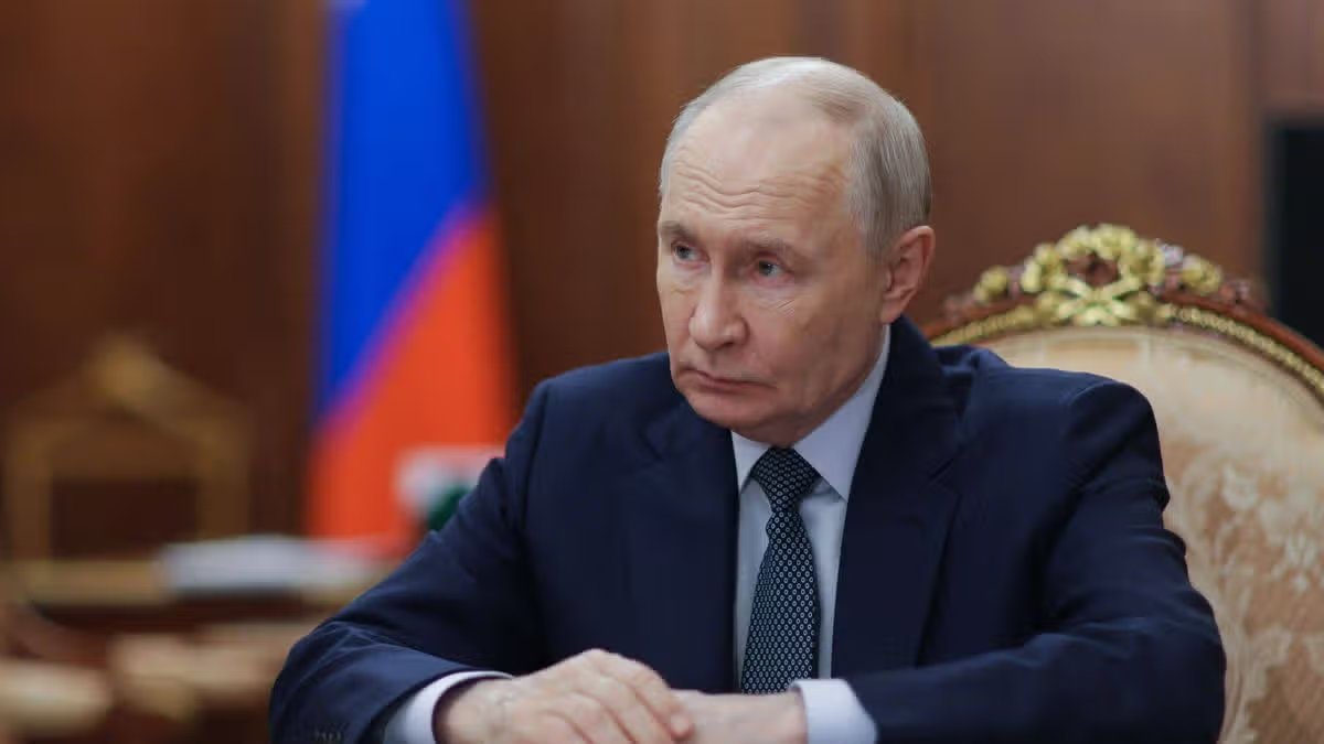 Sky News interrupted for breaking news as Russia issues eerie UK warning