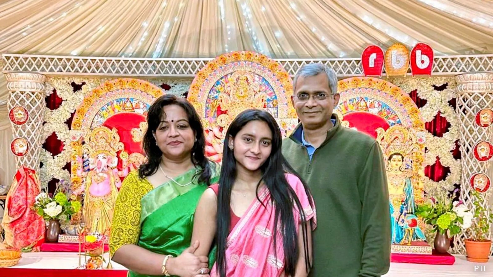 On Kailash Manasarovar Yatra, UK Couple With Kolkata Roots Missing In Flood-Hit Nepal