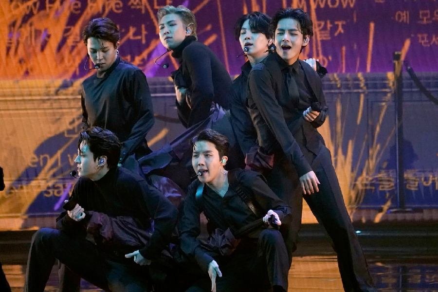 BTS India visit | BTS greets Indian fans with ‘Namaste’ and Hindi message, sparks India visit rumours again