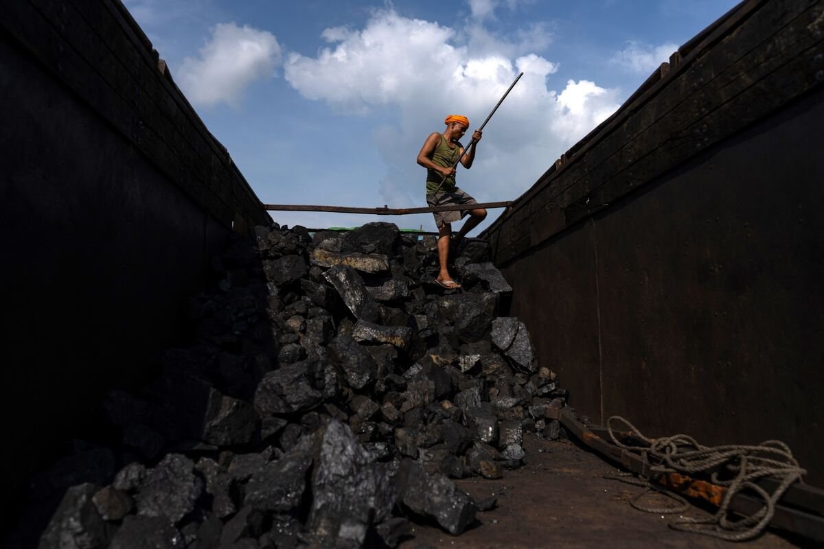 Modi’s Mining Bill Curbs Indian States’ Revenue Powers