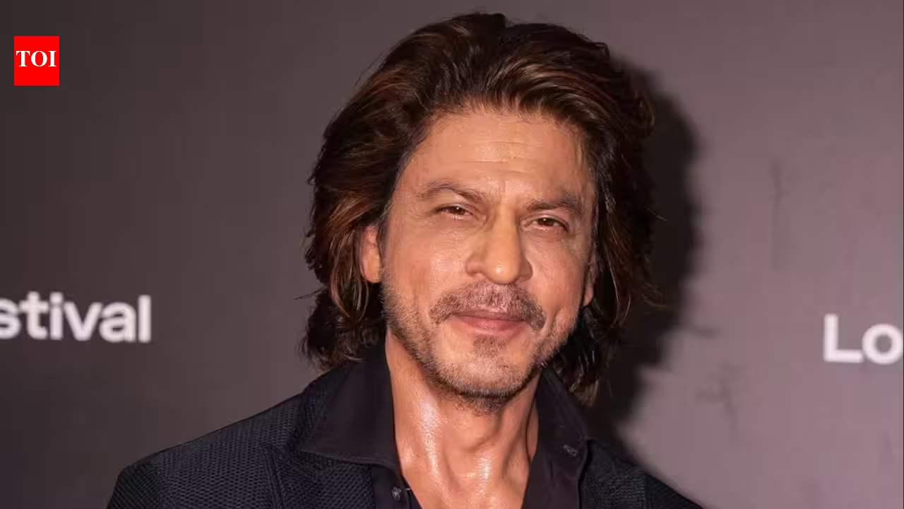 Shah Rukh Khan's witty response about his voluminous hair at 60 leaves people in splits, throwback video goes viral: 'Bohot si cheezein hai jo'