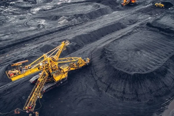 India increases coal production plans despite global decline in demand