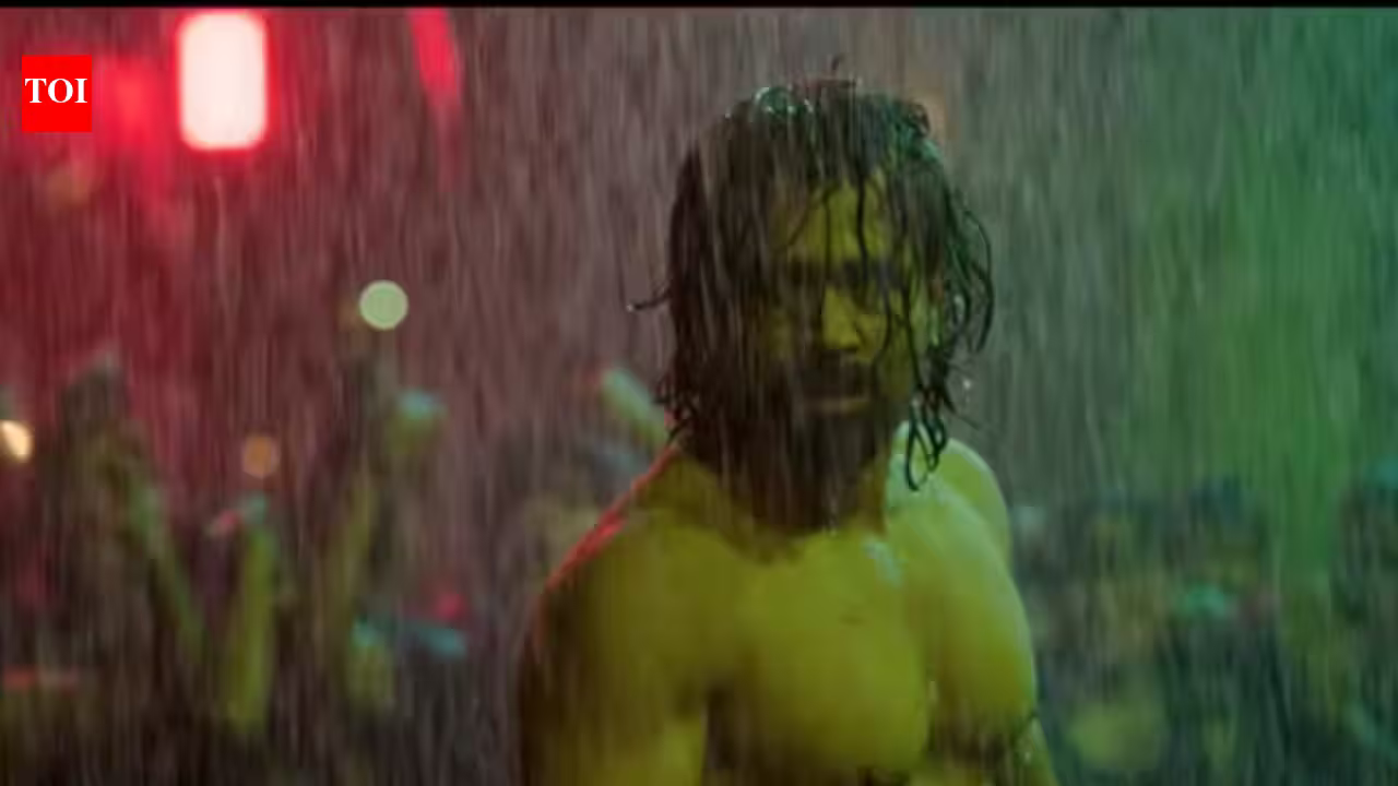 'Awarapan 2' Twitter review: Emraan Hashmi's Shivam Pandit makes a strong comeback; fans praise nostalgia, action and background score