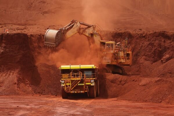 DOJ, CFTC Investigating Iron Ore Trader Radiant World’s Deals