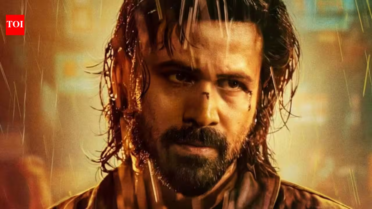 'Awarapan 2' box office collection Day 2 [LIVE]: Emraan Hashmi film races towards Rs 30 crore after Rs 22 crore opening