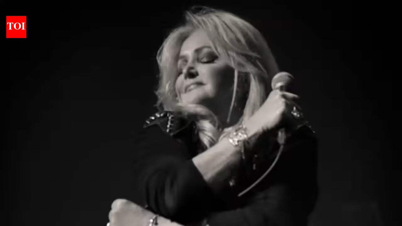 Bonnie Tyler’s coffin brought back to Swansea: Thousands of fans attend procession to pay their final respects