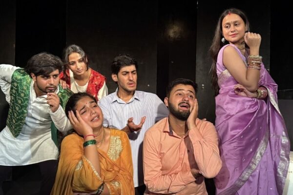 Natrang stages Hindi play ‘Yeh Kaun Aaya’