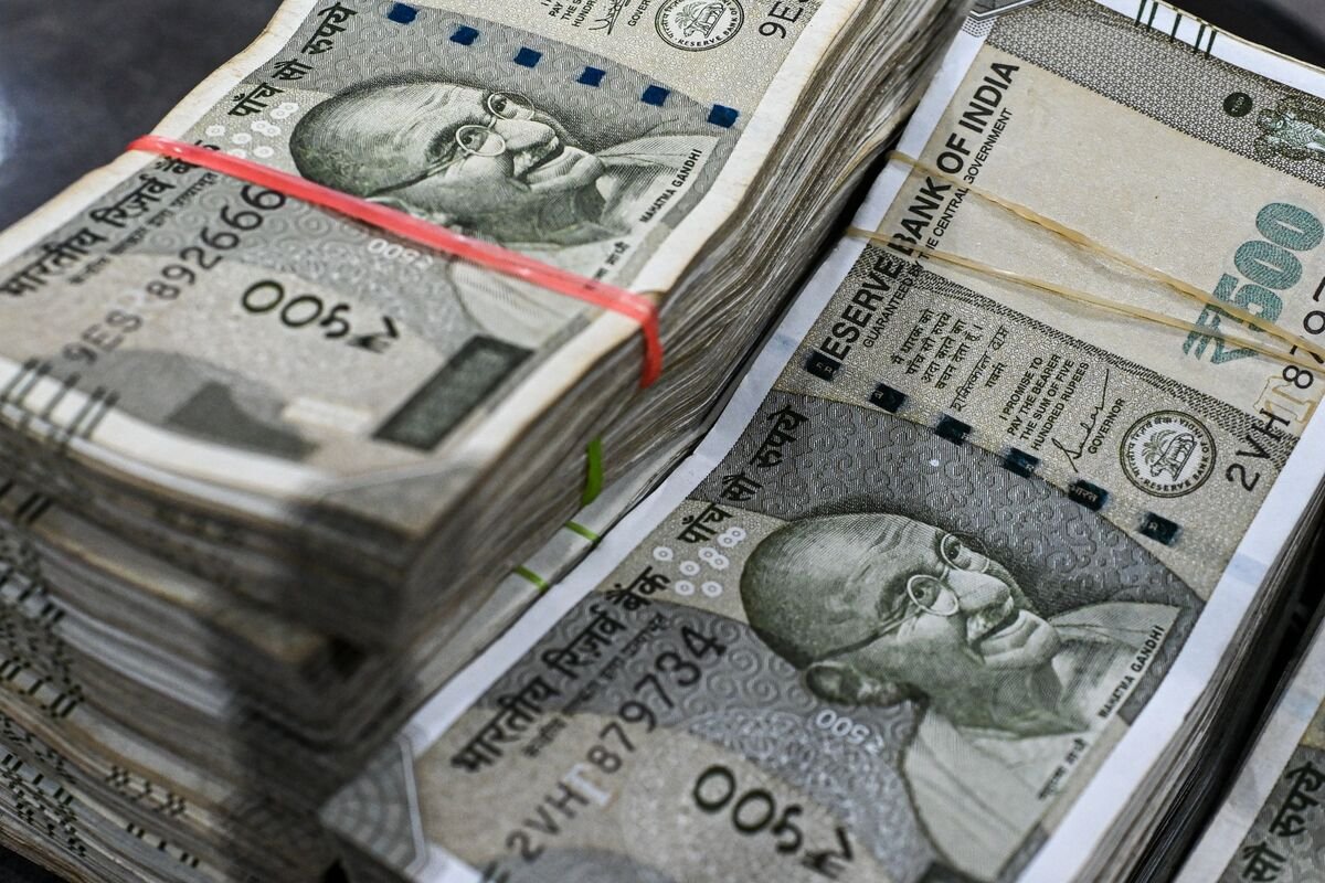 India Short-Tenor Bond Yields Climb on Early Dollar Window Close