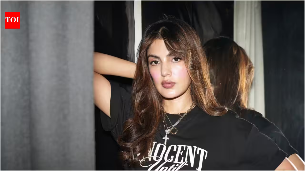 Rhea Chakraborty says her father lost job because of her controversy; ‘They found out his surname’ |