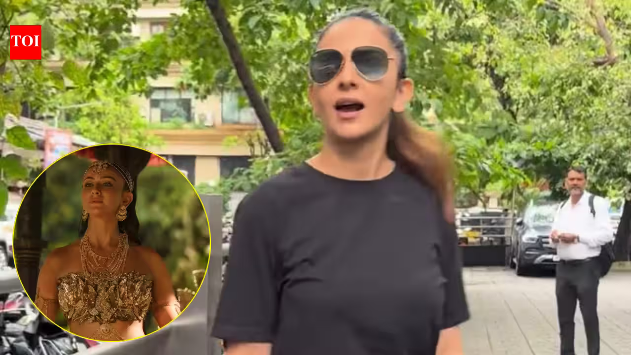 Rakul Preet Singh CORRECTS paparazzi after they pronounce her 'Ramayana' character name Surpanakha wrongly – Watch |
