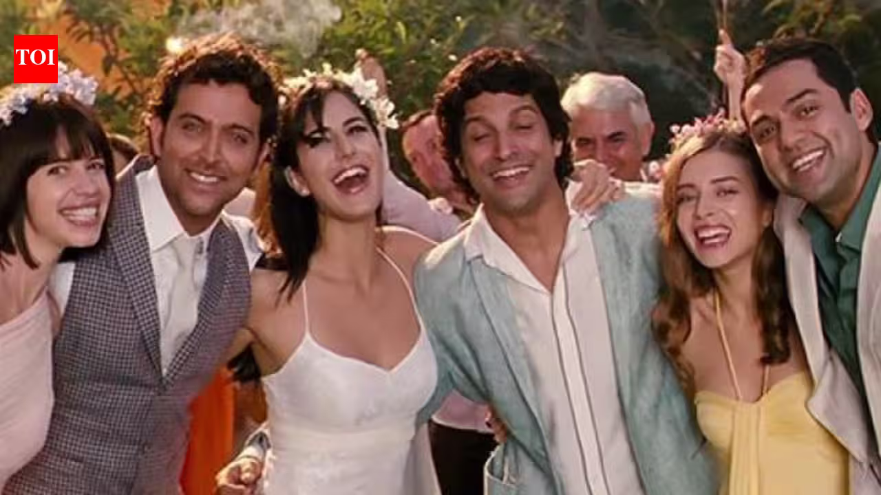 Zoya Akhtar recalls getting abused in DMs after fans mistook ‘Zindagi Na Milegi Dobara’ ad for sequel teaser: 'People thought it was trailer' | Hindi Movie News