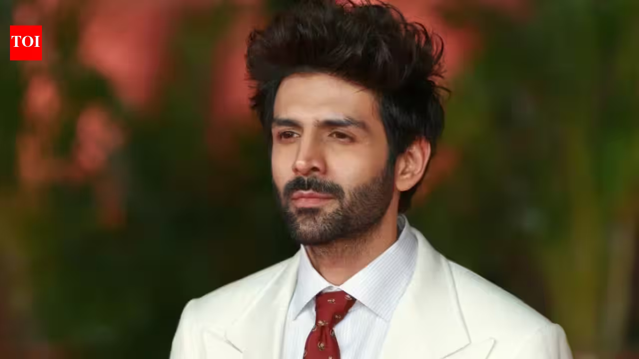 Kartik Aaryan suffers severe knee injury on the sets of Kabir Khan's film, will undergo surgery and rest for few days before resuming work: Report | Hindi Movie News
