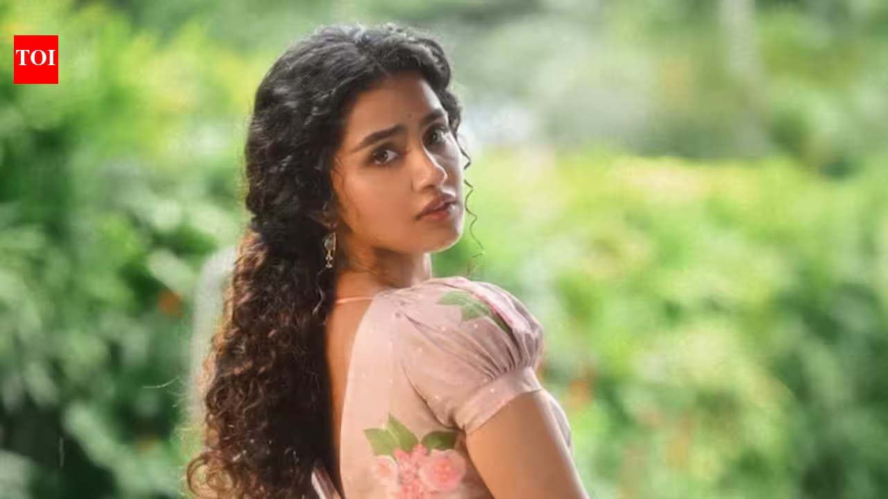 Anupama Parameswaran reveals how her past relationship made her feel regretful: ‘I was ashamed that I have my periods’ | Malayalam Movie News