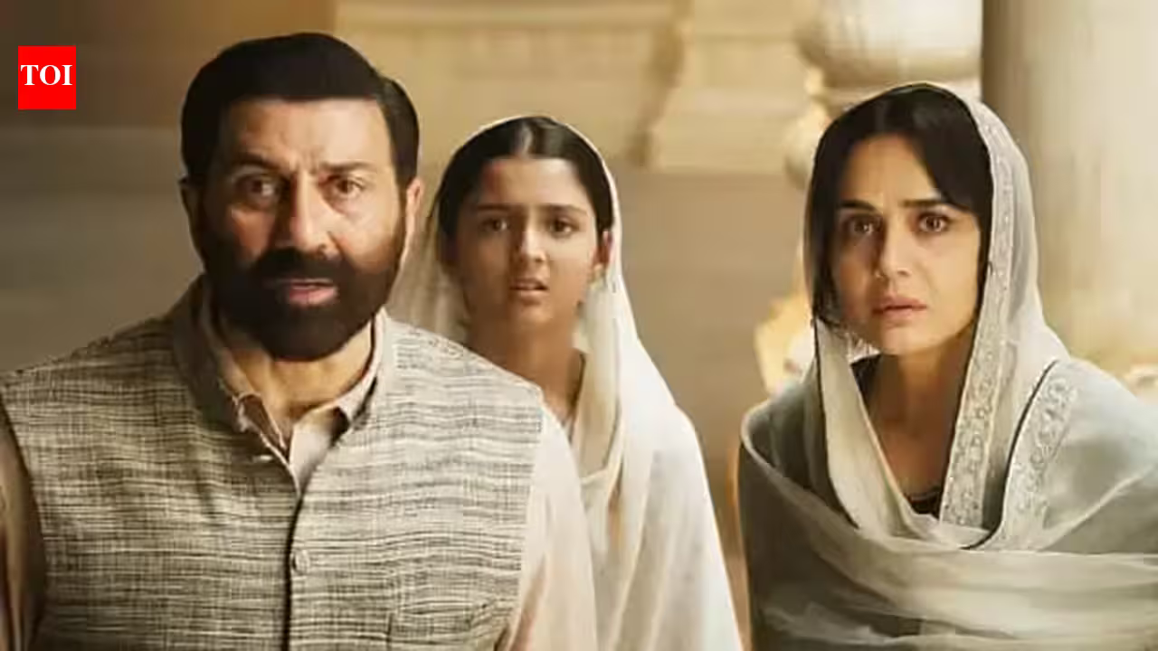 Sunny Deol’s Muslim character in ‘Batwara 1947’ made investors hesitant, Rajkumar Santoshi clarifies: 'He is not Pakistani, he is playing an Indian Muslim' | Hindi Movie News