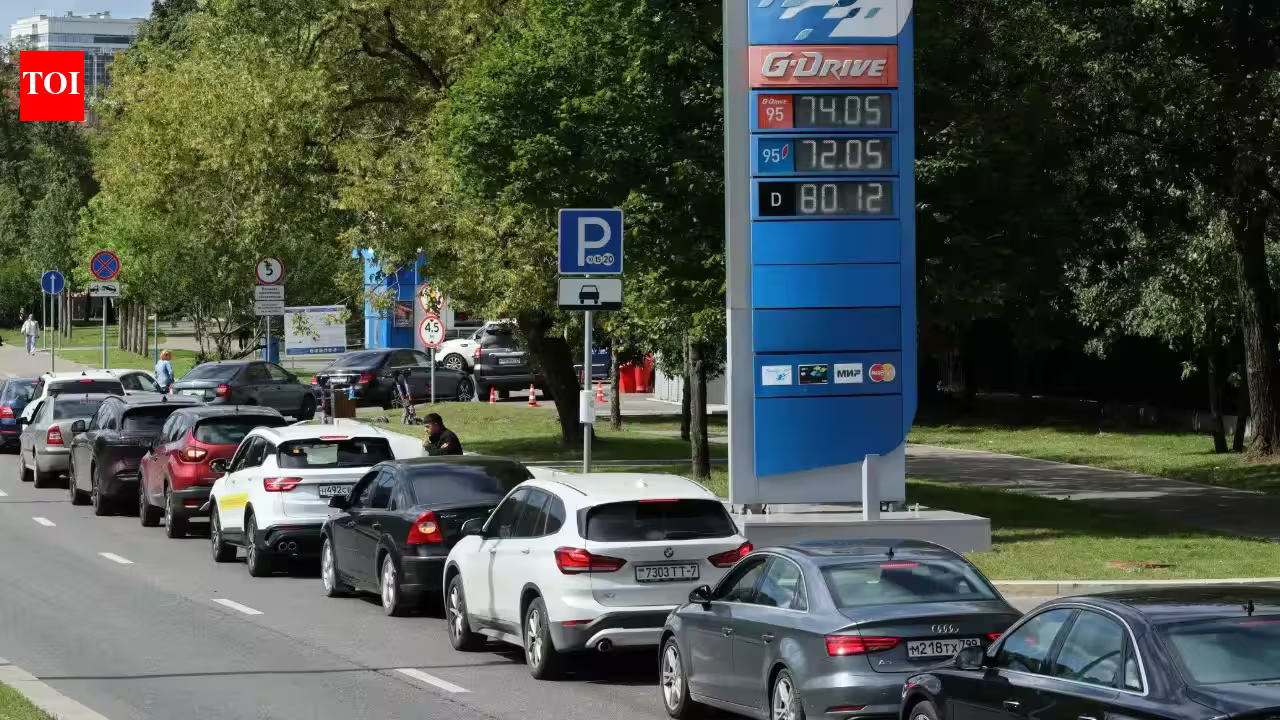 Russia Fuel Imports: Russia turns to Asia for refined fuel, set to receive nearly 270,000 tonnes in August