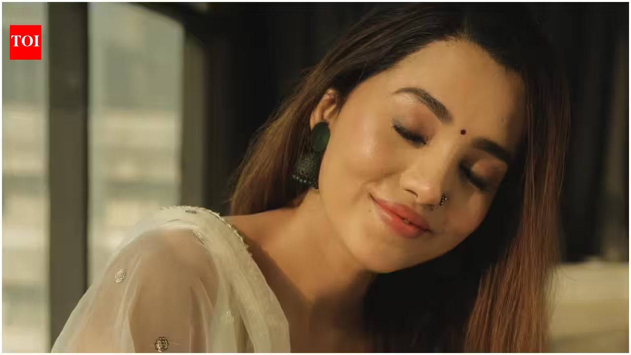 ‘It’s a proud moment for me’: When ‘Thaggede Le’ star Ananya Raj expressed her excitement for her Tollywood debut |