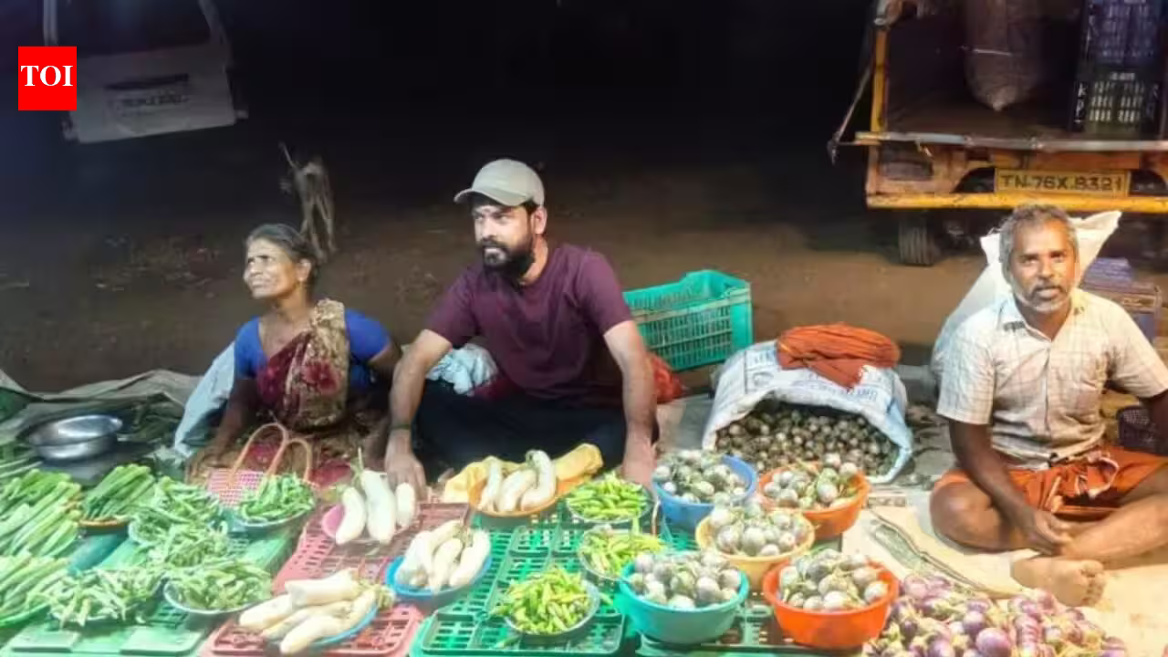 Tamil actor Vimal turns vegetable vendor at hometown market in Tiruchirappalli, wins hearts with down-to-earth gesture amid cheque bounce controversy - WATCH VIDEO |