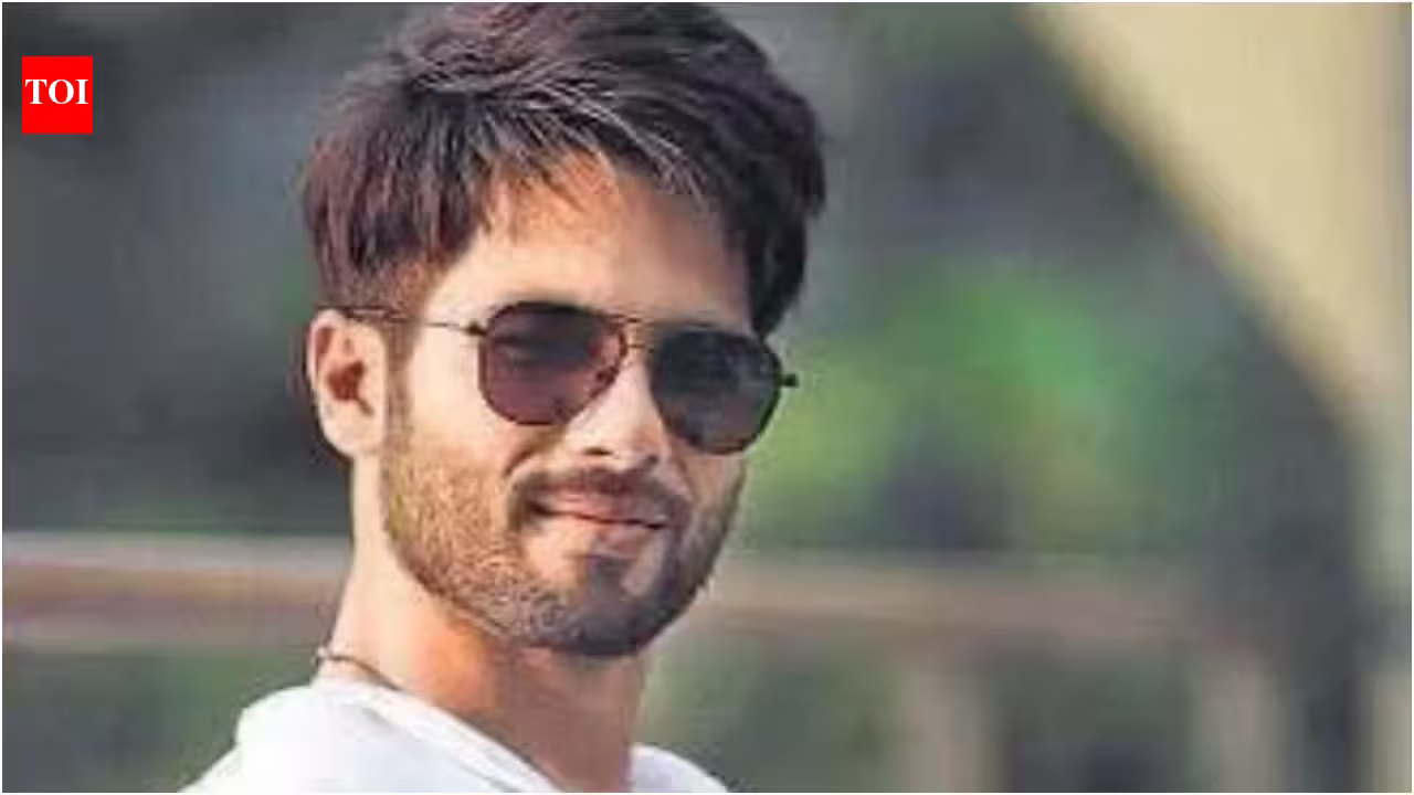 Shahid Kapoor wraps Italy holiday, jumps back into 'Farzi 2' shoot in Mumbai - Reports |