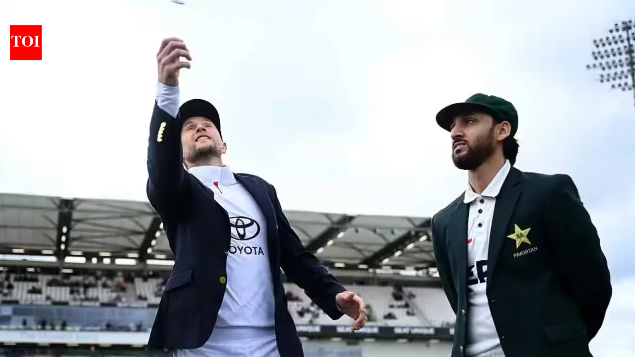 England 370/8 in 84.1 Overs