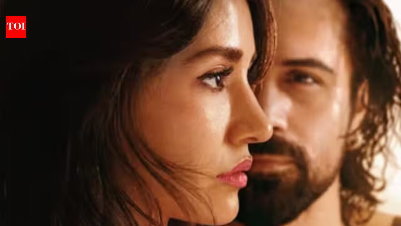 Awarapan 2 Full Movie Collection: 'Awarapan 2' box office collection Day 8 [LIVE]: Emraan Hashmi and Disha Patani film eyes Rs 110 crore India net after crossing Rs 150 crore worldwide | Hindi Movie News