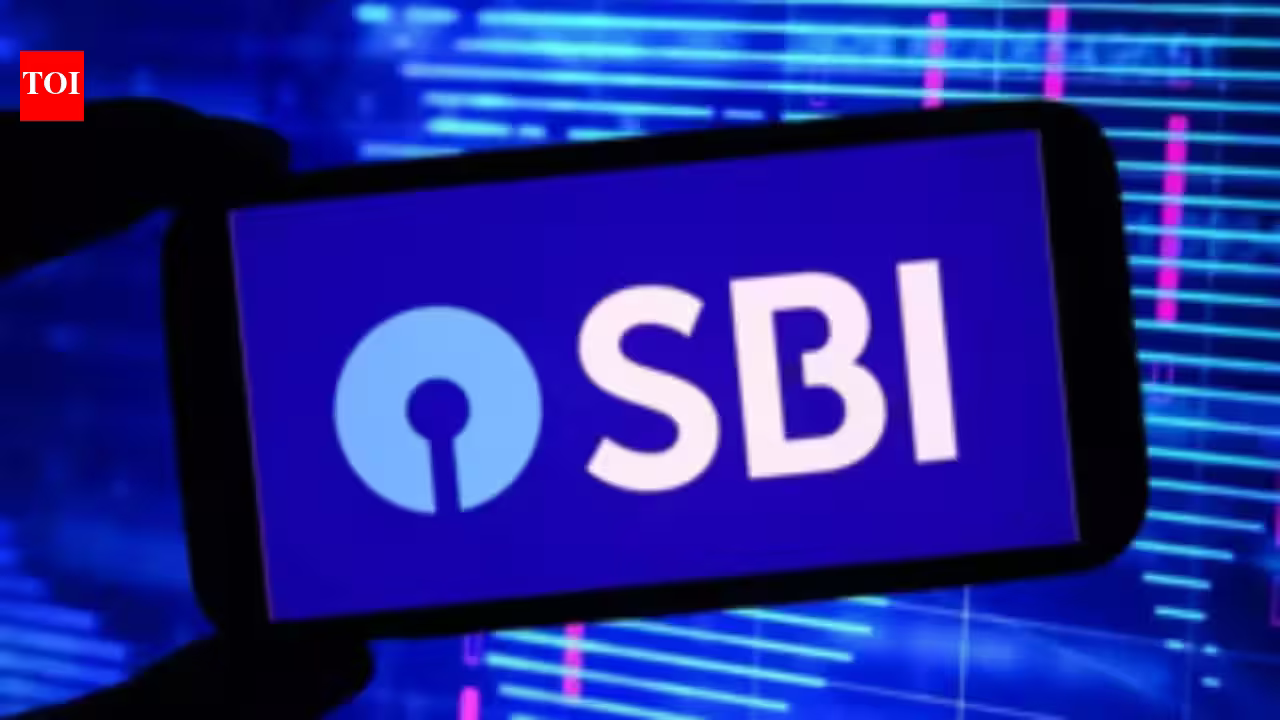 SBI cash withdrawal rules change from October 1: Rs 15 fee after four free transactions