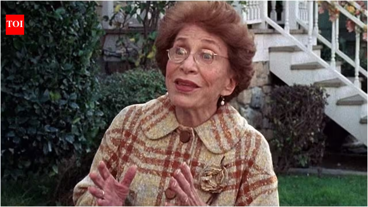 Actress Bunny Levine passes away at 97; appeared in 'Shameless', 'Gilmore Girls', 'Don't Mess With the Zohan' and more | English Movie News