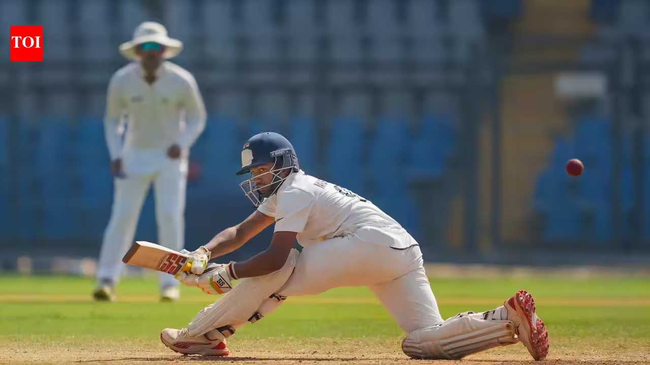 West Zone 68/3 in 26.0 Overs