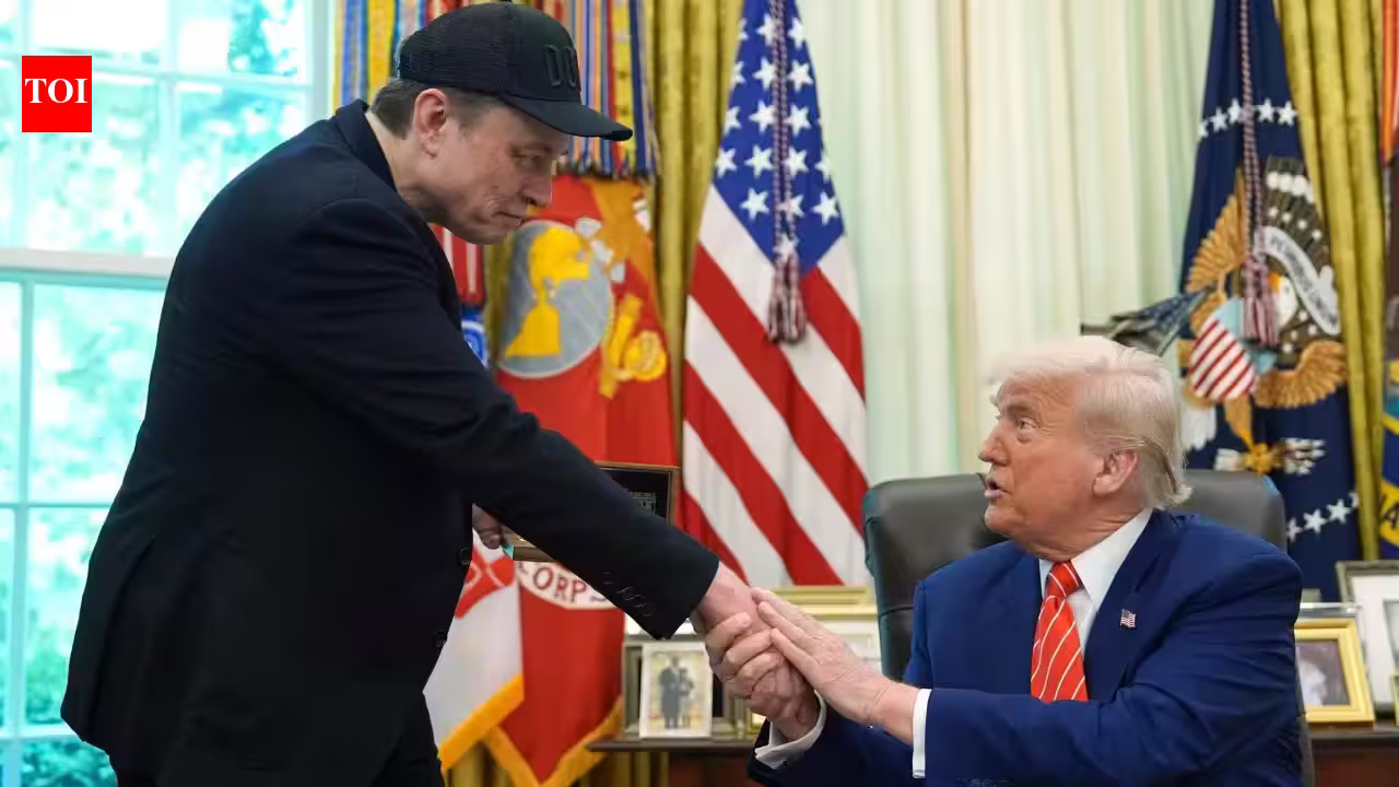 Trump’s SpaceX stake: US President invested up to $50,000 in Musk’s company - report