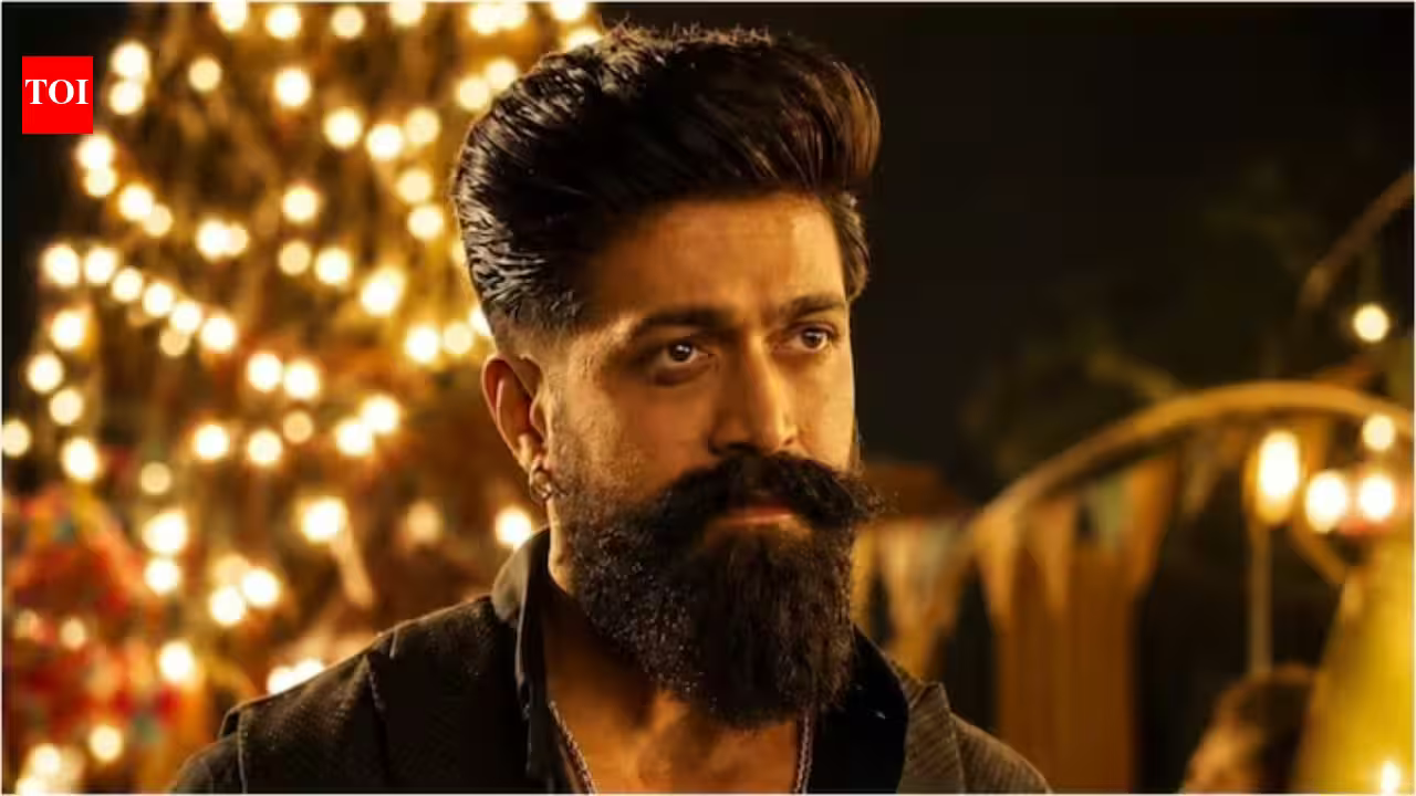 Toxic Full Movie Collection: 'Toxic' day 2 box office collection: Yash, Kiara Advani, Nayanthara starrer sees 64 percent drop on Thursday, collects Rs 36 crore, lags behind 'Dhurandhar 2' | Hindi Movie News