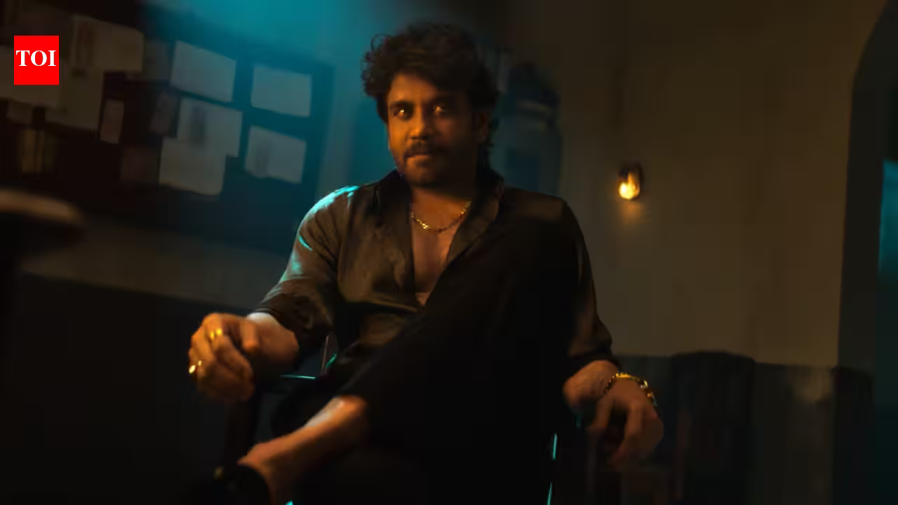 'King100' FIRST glimpse out: Nagarjuna unveils a powerful rags-to-riches saga on 67th birthday, says ‘When I have money, they call me the King’ - WATCH | Telugu Movie News