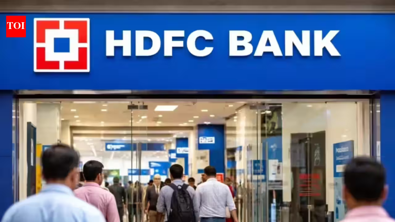 CEO’s exit to end uncertainty at HDFC