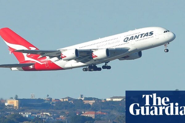 Transport watchdog investigates third near miss at Sydney airport | Air transport