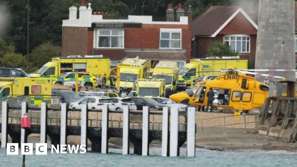 Girl dies after Shoreham sea incident which killed Palestinian family