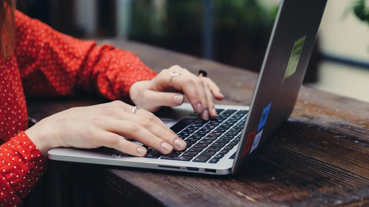 Fake Chrome update scam tied to malicious browser extension, warns Google