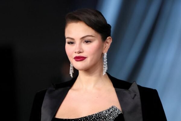 Selena Gomez and her mental health startup accused of fraud