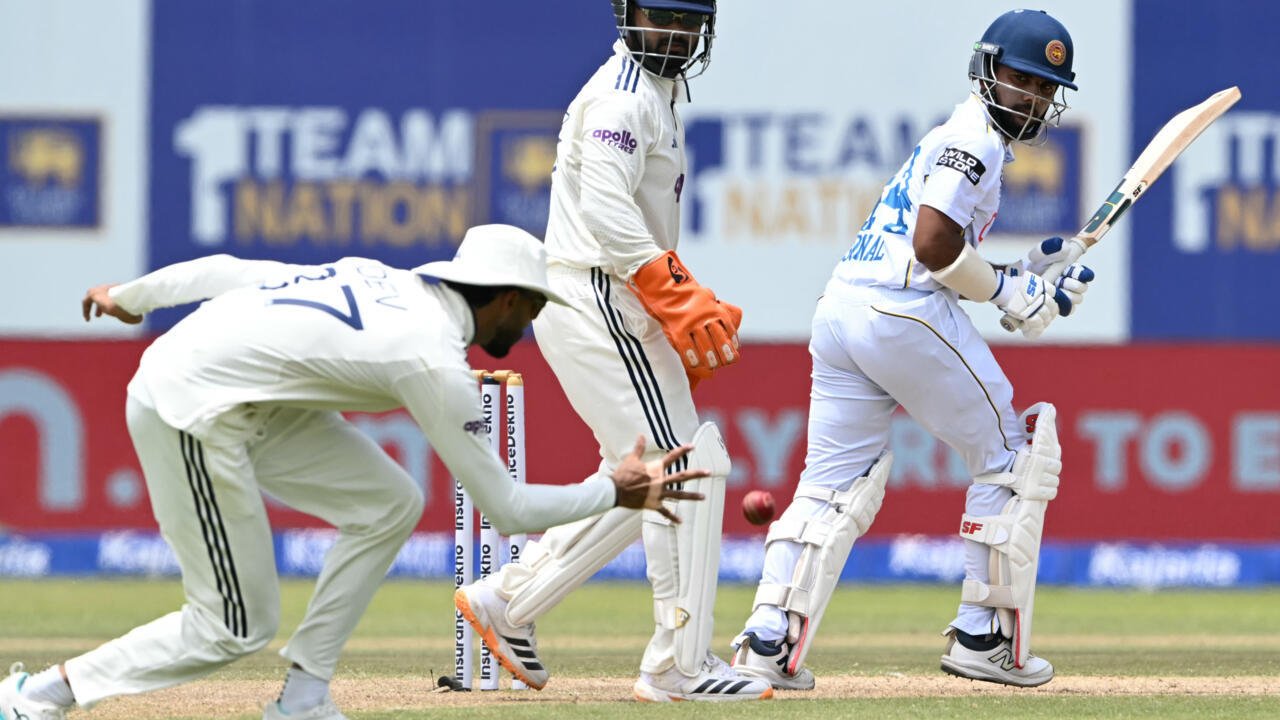 India take control of Galle Test as Sri Lanka slump to 99-5