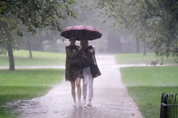 Weather expert warns of London floods this autumn after record-breaking summer