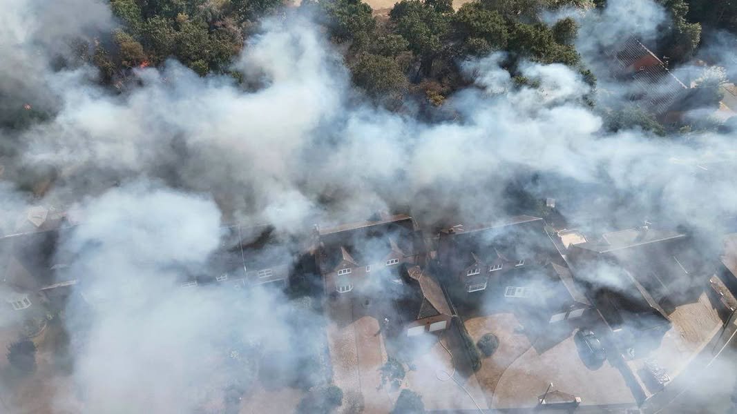 🚨 BREAKING UK NEWS: Firefighters...