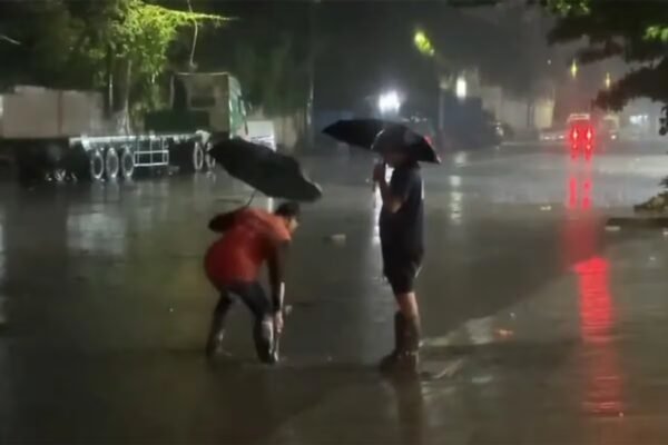 QC residents on flood control: 'Sana 'yung solusyon pang-matagalan, hindi higop-higop lang'