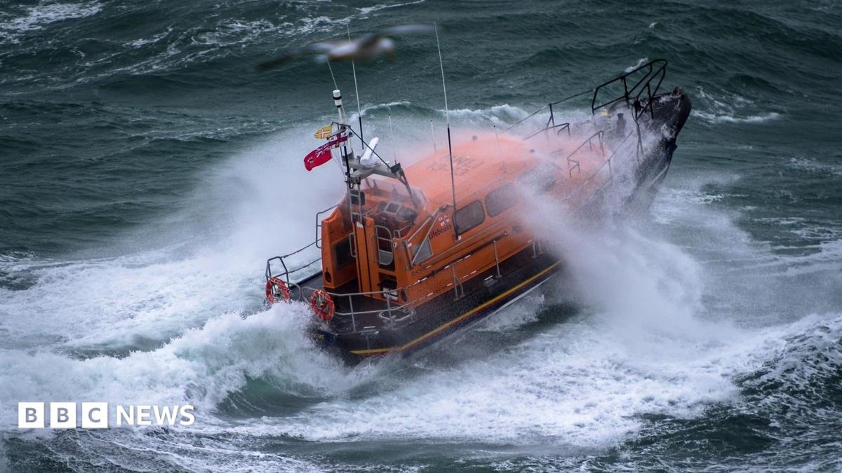 Search continues for boat and crew 'in distress' off Plymouth