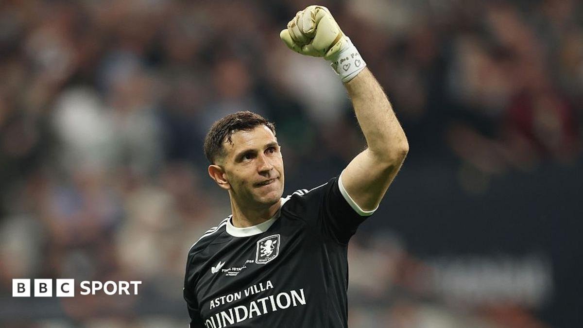 Emi Martinez transfer news: Chelsea agree £7.5m fee for Villa goalkeeper
