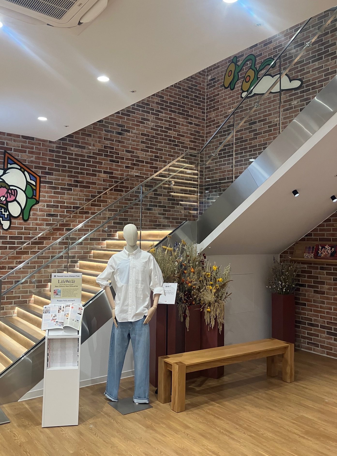 UNIQLO enhance modern retail environment with I-Clad