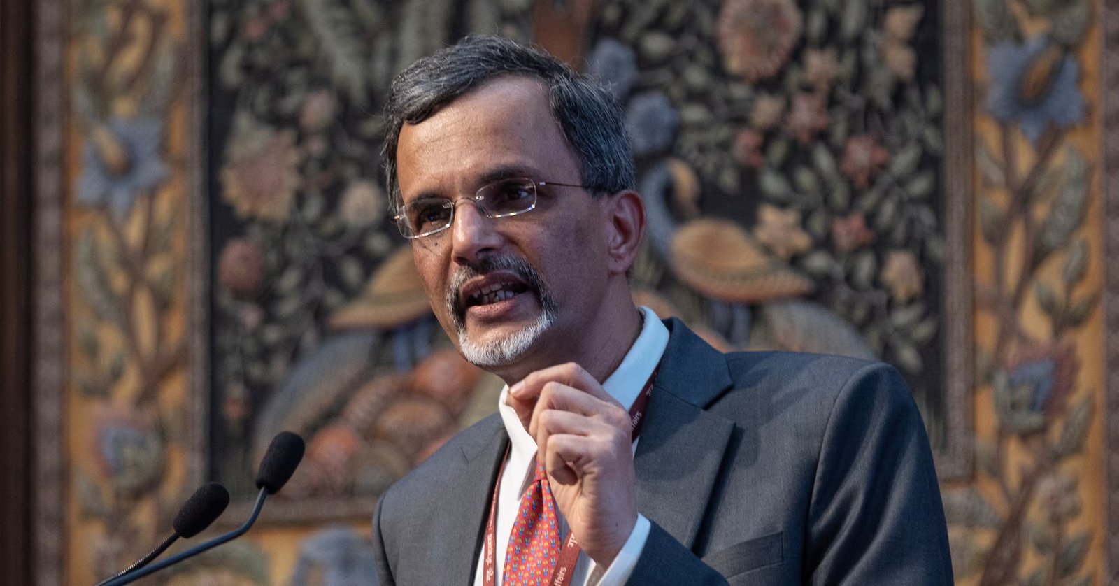 India should bring back fuel with lower blend of ethanol, chief economic adviser says
