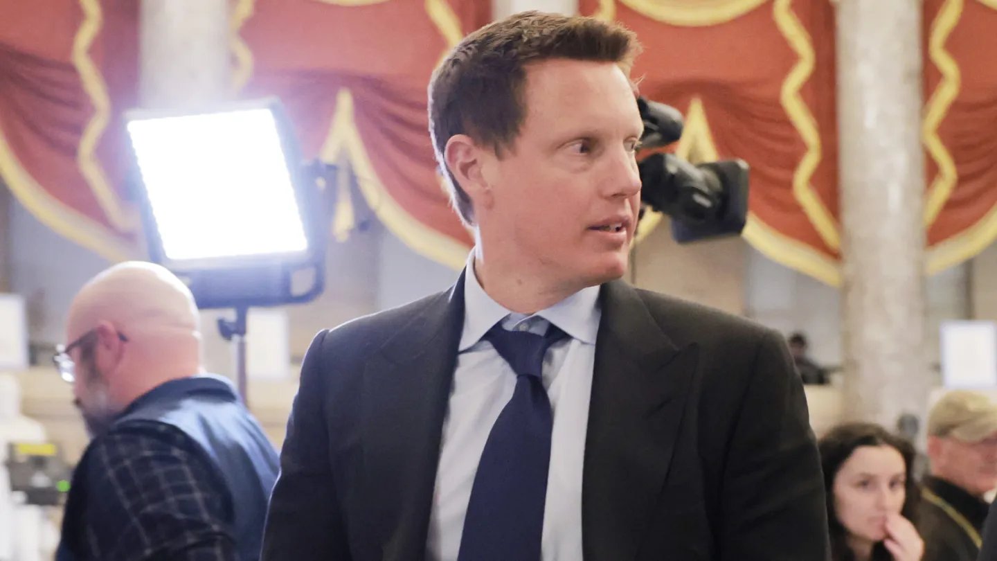 Will David Ellison Really Move Paramount Away from California?