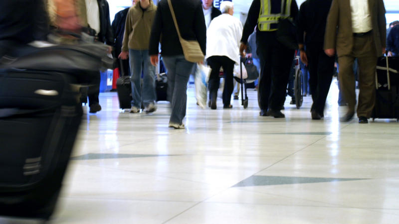 UK: CAA Reports Record-Breaking Q2 Passenger Numbers