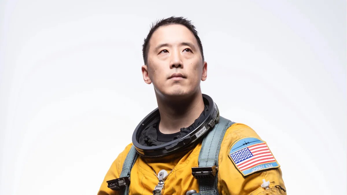 Jonny Kim, Navy astronaut, doctor and former SEAL, departs NASA