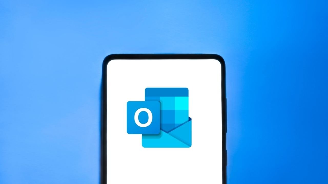 Microsoft Outlook Down for Thousands of Users, Downdetector Reports