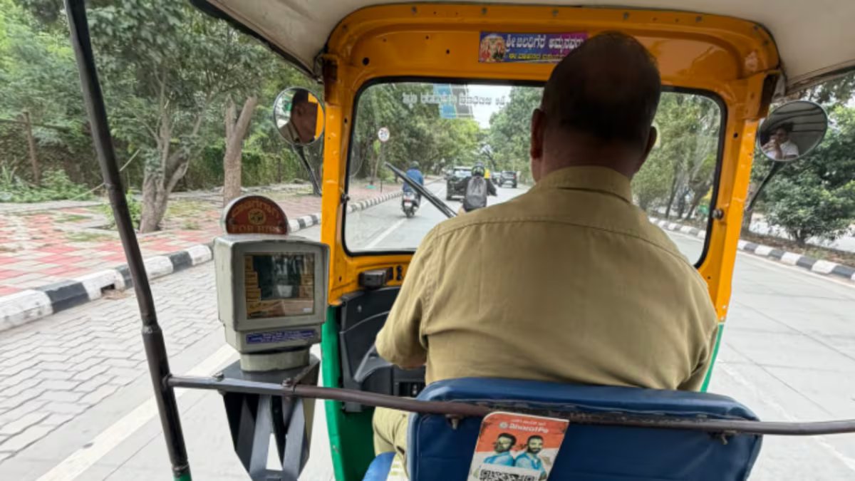 Bengaluru Woman Cries In Auto After ‘Creep’ Encounter, Driver Comforts Her Despite Not Knowing Hindi: ‘Cutest Anna’ | Viral News