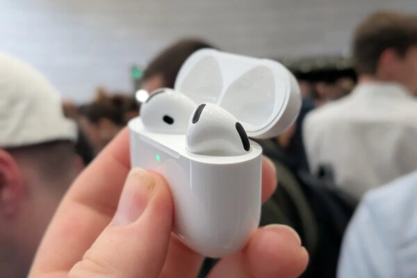 Apple's new macOS update reportedly contains a video of AirPods with a camera